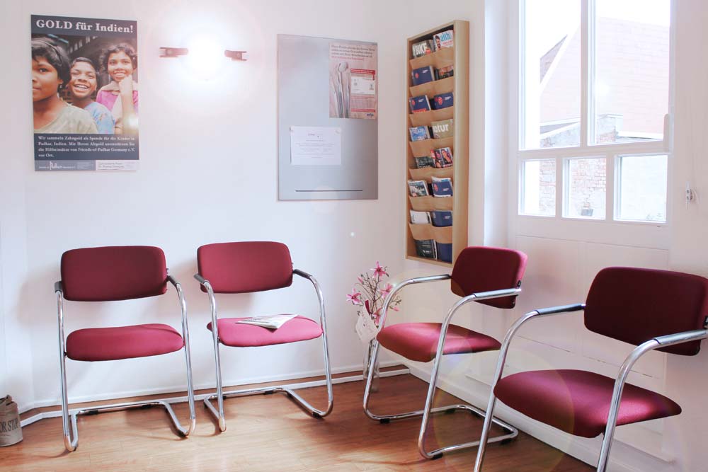 Wartezimmer ZAHNKOWSKI MVZ in Ratzeburg Wartezimmer ZAHNKOWSKI MVZ Ratzeburg
